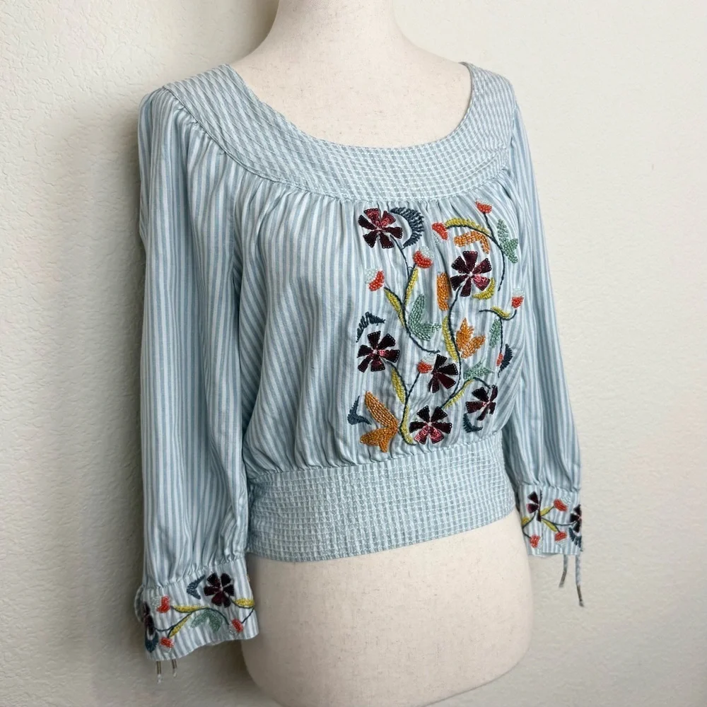 Anthropologie Beaded Puff-Sleeved Blouse Size Small‎